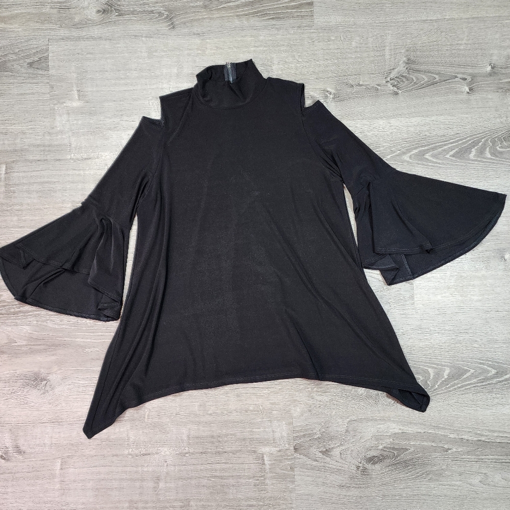 IC By CONNIE K Black Cutout Tunic Top Bell Sleeve Medium - Picture 6 of 6